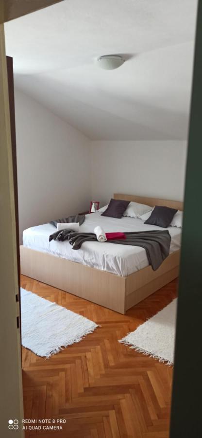 Downtown Dream Makarska Apartment ภายนอก รูปภาพ